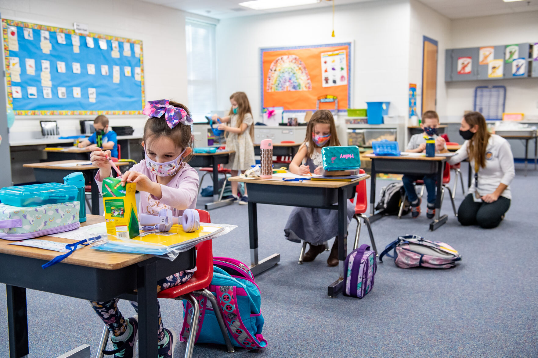 Prince William Times Mountain View Elementary__S515798.jpg